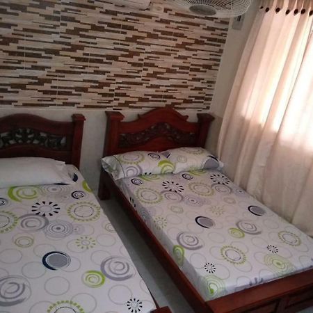 Hostal Los Almendros Σάντα Μάρτα Εξωτερικό φωτογραφία