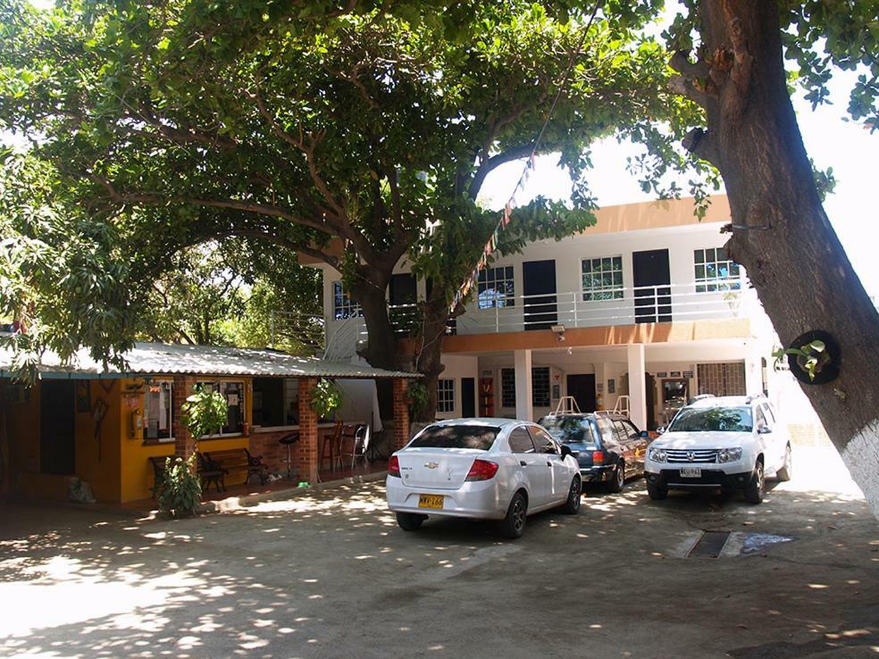 Hostal Los Almendros Σάντα Μάρτα Εξωτερικό φωτογραφία
