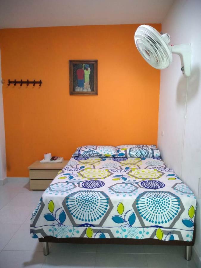 Hostal Los Almendros Σάντα Μάρτα Εξωτερικό φωτογραφία